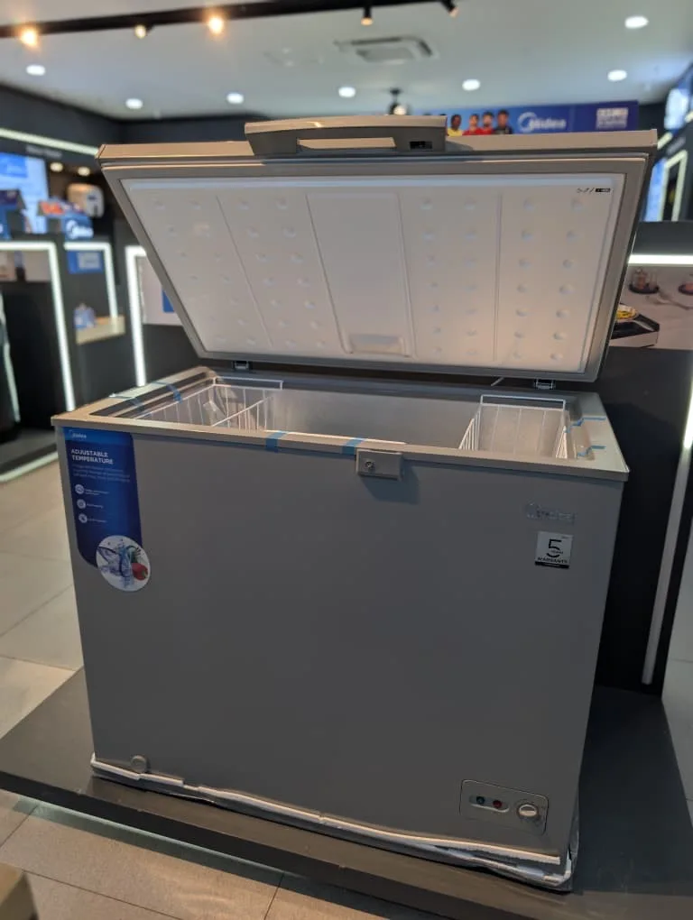 MIDEA 250L CHEST FREEZER – MDRC345FZ