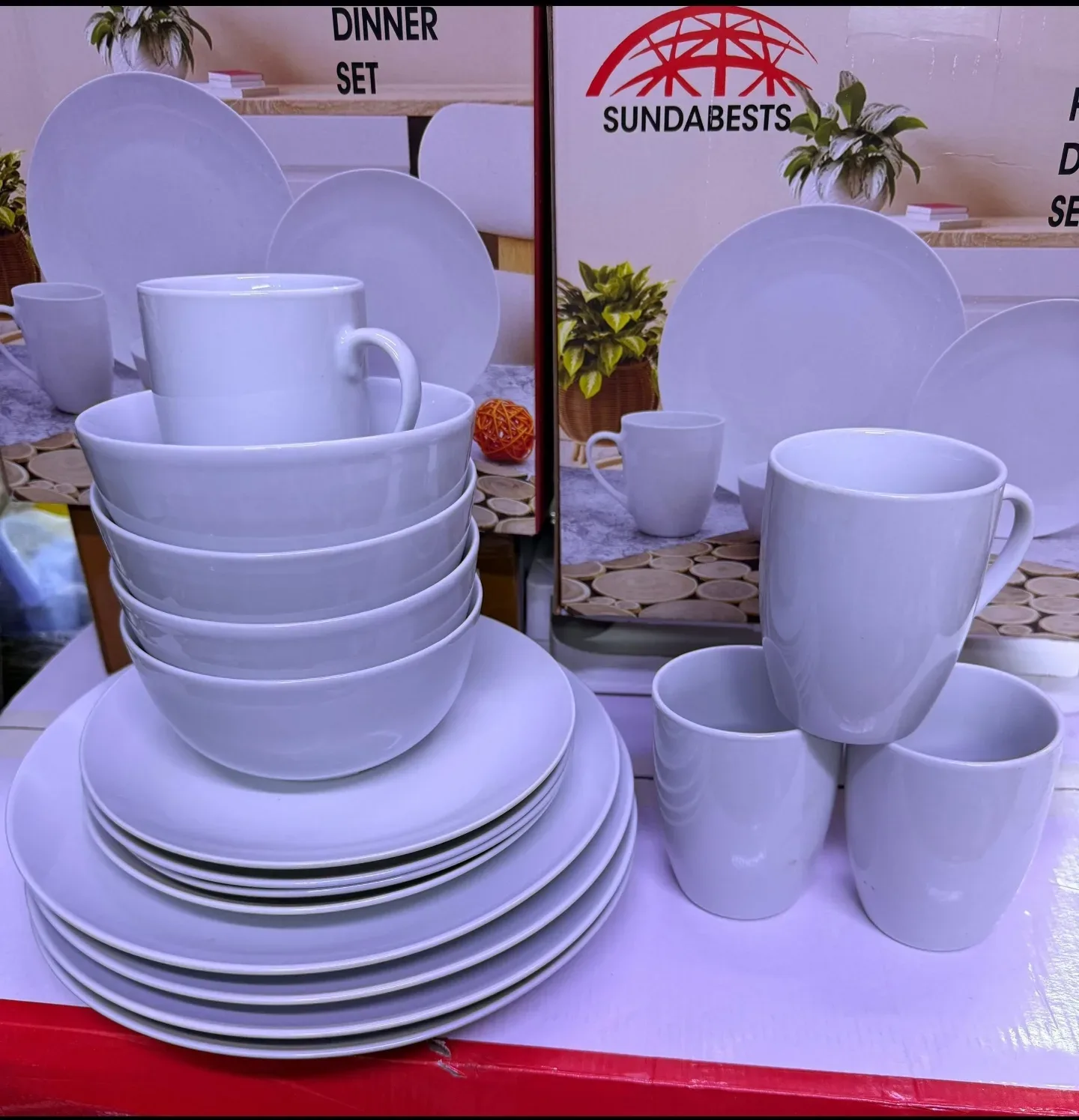 White Dinnerset Pieces 16